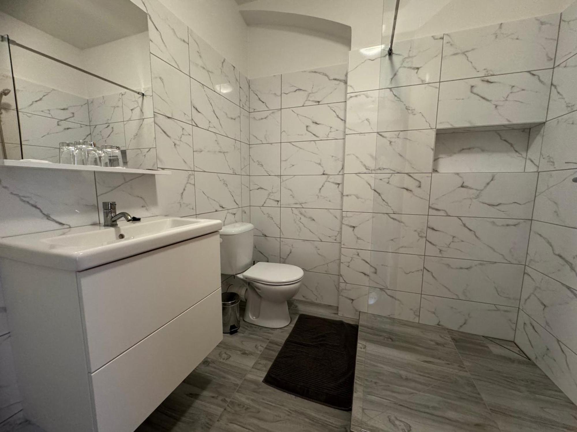 R&J Apartmany Broumov Exterior foto